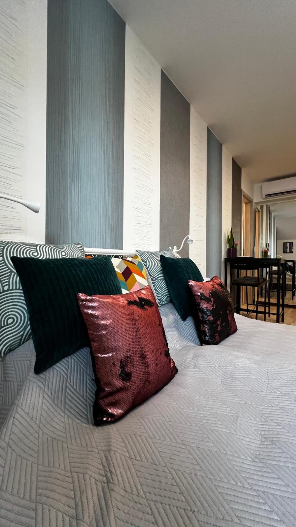 Westend - Studio Above The City Будапеща Екстериор снимка