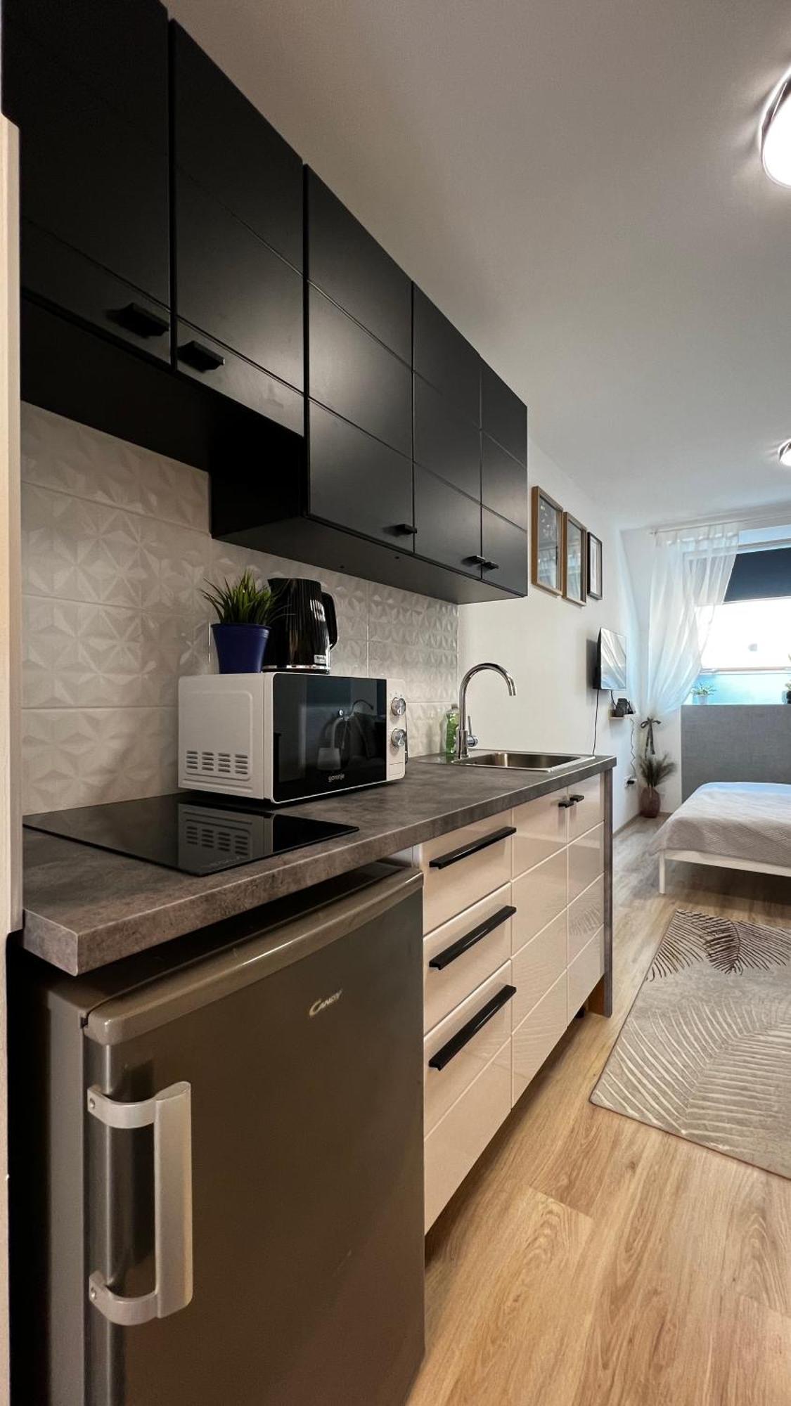 Westend - Studio Above The City Будапеща Екстериор снимка